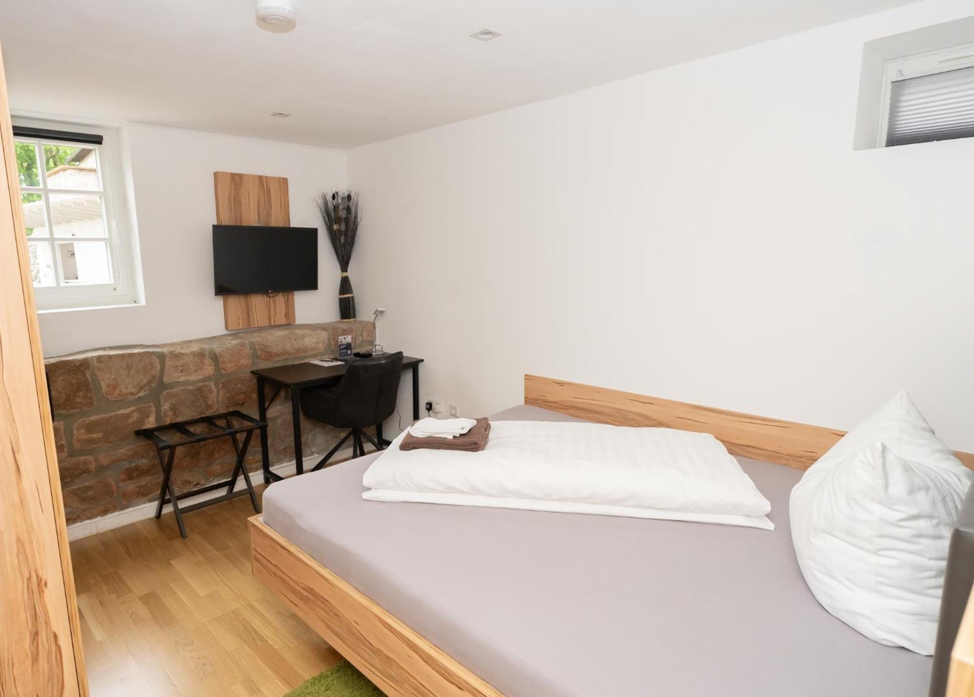 Hotel Garni Burg Waldenstein Rudersberg エクステリア 写真